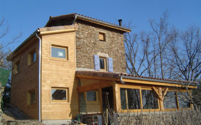 Tecknibois charpentier et constructeur de maisons ossature bois en Ardèche